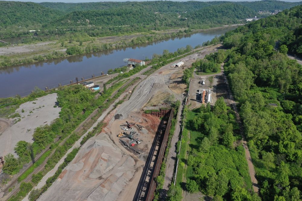 100 Pennsylvania Ave, Weirton, WV 26062